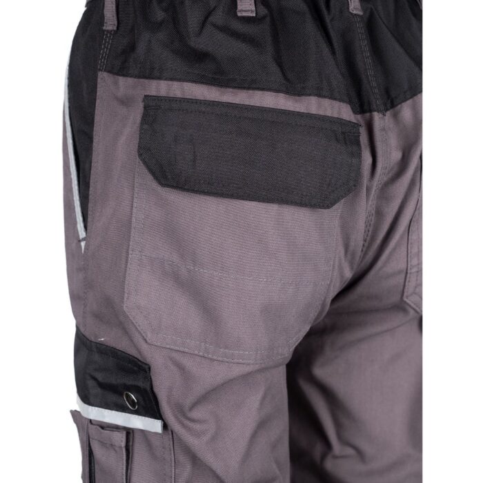 BHGRAU S 4 TMG® Arbeitshose Bundhose Style Herren grau-schwarz EU64 [fusion_button link="https://arbeitsschutz-riethmueller.de/bedruckungen/" title="" target="_self" link_attributes="" alignment_medium="" alignment_small="" alignment="left" modal="" hide_on_mobile="small-visibility,medium-visibility,large-visibility" sticky_display="normal,sticky" class="bedruckung-info-button" id="" color="custom" button_gradient_top_color_hover="var(--awb-color6)" hue="" saturation="" lightness="" alpha="" button_gradient_top_color="" button_gradient_bottom_color_hover="var(--awb-color6)" button_gradient_bottom_color="" gradient_start_position="" gradient_end_position="" gradient_type="" radial_direction="" linear_angle="180" accent_hover_color="var(--awb-color5)" accent_color="" type="" bevel_color="" bevel_color_hover="" border_top="" border_right="" border_bottom="" border_left="" border_radius_top_left="10" border_radius_top_right="10" border_radius_bottom_right="10" border_radius_bottom_left="10" border_hover_color="" border_color="" size="large" padding_top="" padding_right="" padding_bottom="" padding_left="" fusion_font_family_button_font="" fusion_font_variant_button_font="" font_size="16px" line_height="" letter_spacing="" text_transform="" stretch="default" margin_top="" margin_right="" margin_bottom="15px" margin_left="" icon="fa-stamp fas" icon_position="left" icon_divider="yes" hover_transition="none" animation_type="fade" animation_direction="down" animation_color="" animation_speed="1.0" animation_delay="0.0" animation_offset="top-into-view"]Bedruckung möglich! Jetzt anfragen![/fusion_button] <a href="#preise-bedruckung">Preise für die Bedruckung ansehen.</a> <strong>Weitere Farben:</strong> <a href="https://arbeitsschutz-riethmueller.de/produkt/arbeitsbundhose-navy-schwarz/"><img class="alignnone wp-image-3859" src="https://arbeitsschutz-riethmueller.de/wp-content/uploads/2023/11/BHNS.jpg" alt="" width="80" height="80" /></a> <a href="https://arbeitsschutz-riethmueller.de/produkt/arbeitsbundhose-khaki-schwarz/"><img class="alignnone wp-image-3856" src="https://arbeitsschutz-riethmueller.de/wp-content/uploads/2023/11/BHKS.jpg" alt="" width="80" height="80" /></a> <a href="https://arbeitsschutz-riethmueller.de/produkt/arbeitsbundhose-gruen-schwarz/"><img class="alignnone wp-image-3840" src="https://arbeitsschutz-riethmueller.de/wp-content/uploads/2023/11/BHGRUEN-S.jpg" alt="" width="80" height="80" /></a> <a href="https://arbeitsschutz-riethmueller.de/produkt/arbeitsbundhose-weiss/"><img class="alignnone wp-image-3819" src="https://arbeitsschutz-riethmueller.de/wp-content/uploads/2023/11/BHW.jpg" alt="" width="80" height="80" /></a> <a href="https://arbeitsschutz-riethmueller.de/produkt/arbeitsbundhose-schwarz/"><img class="alignnone wp-image-3774" src="https://arbeitsschutz-riethmueller.de/wp-content/uploads/2023/11/BHS.jpg" alt="" width="80" height="80" /> </a><a href="https://arbeitsschutz-riethmueller.de/produkt/arbeitsbundhose-rot-schwarz/"><img class="alignnone wp-image-3860" src="https://arbeitsschutz-riethmueller.de/wp-content/uploads/2023/11/BHRS.jpg" alt="" width="80" height="80" /></a><a href="https://arbeitsschutz-riethmueller.de/produkt/arbeitsbundhose-blau-schwarz/"><img class="alignnone wp-image-3848" src="https://arbeitsschutz-riethmueller.de/wp-content/uploads/2023/11/BHBS.jpg" alt="" width="80" height="80" /></a>