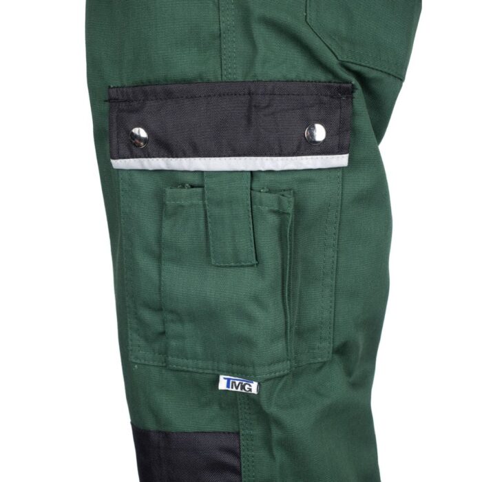 BHGRUEN S 4 TMG® Arbeitshose Bundhose Style Herren grün-schwarz EU64 [fusion_button link="https://arbeitsschutz-riethmueller.de/bedruckungen/" title="" target="_self" link_attributes="" alignment_medium="" alignment_small="" alignment="left" modal="" hide_on_mobile="small-visibility,medium-visibility,large-visibility" sticky_display="normal,sticky" class="bedruckung-info-button" id="" color="custom" button_gradient_top_color_hover="var(--awb-color6)" hue="" saturation="" lightness="" alpha="" button_gradient_top_color="" button_gradient_bottom_color_hover="var(--awb-color6)" button_gradient_bottom_color="" gradient_start_position="" gradient_end_position="" gradient_type="" radial_direction="" linear_angle="180" accent_hover_color="var(--awb-color5)" accent_color="" type="" bevel_color="" bevel_color_hover="" border_top="" border_right="" border_bottom="" border_left="" border_radius_top_left="10" border_radius_top_right="10" border_radius_bottom_right="10" border_radius_bottom_left="10" border_hover_color="" border_color="" size="large" padding_top="" padding_right="" padding_bottom="" padding_left="" fusion_font_family_button_font="" fusion_font_variant_button_font="" font_size="16px" line_height="" letter_spacing="" text_transform="" stretch="default" margin_top="" margin_right="" margin_bottom="15px" margin_left="" icon="fa-stamp fas" icon_position="left" icon_divider="yes" hover_transition="none" animation_type="fade" animation_direction="down" animation_color="" animation_speed="1.0" animation_delay="0.0" animation_offset="top-into-view"]Bedruckung möglich! Jetzt anfragen![/fusion_button] <a href="#preise-bedruckung">Preise für die Bedruckung ansehen.</a> <strong>Weitere Farben:</strong> <a href="https://arbeitsschutz-riethmueller.de/produkt/arbeitsbundhose-navy-schwarz/"><img class="alignnone wp-image-3859" src="https://arbeitsschutz-riethmueller.de/wp-content/uploads/2023/11/BHNS.jpg" alt="" width="80" height="80" /></a> <a href="https://arbeitsschutz-riethmueller.de/produkt/arbeitsbundhose-khaki-schwarz/"><img class="alignnone wp-image-3856" src="https://arbeitsschutz-riethmueller.de/wp-content/uploads/2023/11/BHKS.jpg" alt="" width="80" height="80" /></a> <a href="https://arbeitsschutz-riethmueller.de/produkt/arbeitsbundhose-grau-schwarz/"><img class="alignnone wp-image-3831" src="https://arbeitsschutz-riethmueller.de/wp-content/uploads/2023/11/BHGRAU-S.jpg" alt="" width="80" height="80" /></a> <a href="https://arbeitsschutz-riethmueller.de/produkt/arbeitsbundhose-weiss/"><img class="alignnone wp-image-3819" src="https://arbeitsschutz-riethmueller.de/wp-content/uploads/2023/11/BHW.jpg" alt="" width="80" height="80" /></a> <a href="https://arbeitsschutz-riethmueller.de/produkt/arbeitsbundhose-schwarz/"><img class="alignnone wp-image-3774" src="https://arbeitsschutz-riethmueller.de/wp-content/uploads/2023/11/BHS.jpg" alt="" width="80" height="80" /> </a><a href="https://arbeitsschutz-riethmueller.de/produkt/arbeitsbundhose-rot-schwarz/"><img class="alignnone wp-image-3860" src="https://arbeitsschutz-riethmueller.de/wp-content/uploads/2023/11/BHRS.jpg" alt="" width="80" height="80" /></a><a href="https://arbeitsschutz-riethmueller.de/produkt/arbeitsbundhose-blau-schwarz/"><img class="alignnone wp-image-3848" src="https://arbeitsschutz-riethmueller.de/wp-content/uploads/2023/11/BHBS.jpg" alt="" width="80" height="80" /></a>